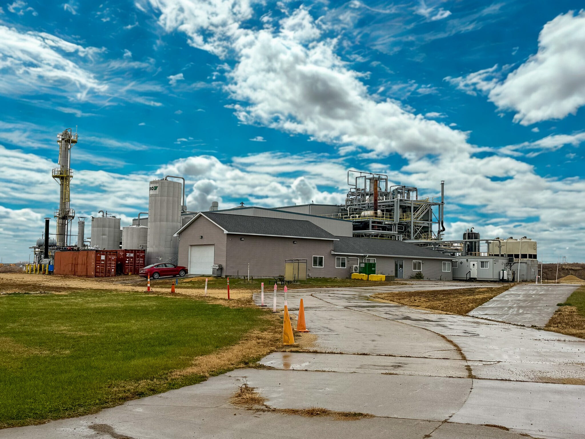 5640 44th Ave S, Clinton, IA for Sale