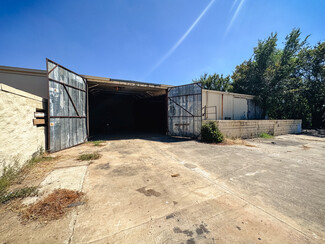 Gonzales, TX Warehouse - 512 Jones St