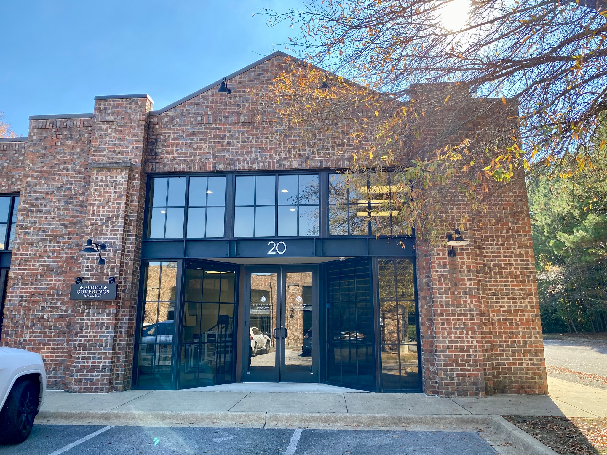 2803 Greystone Commercial Blvd, Birmingham, AL for Sale