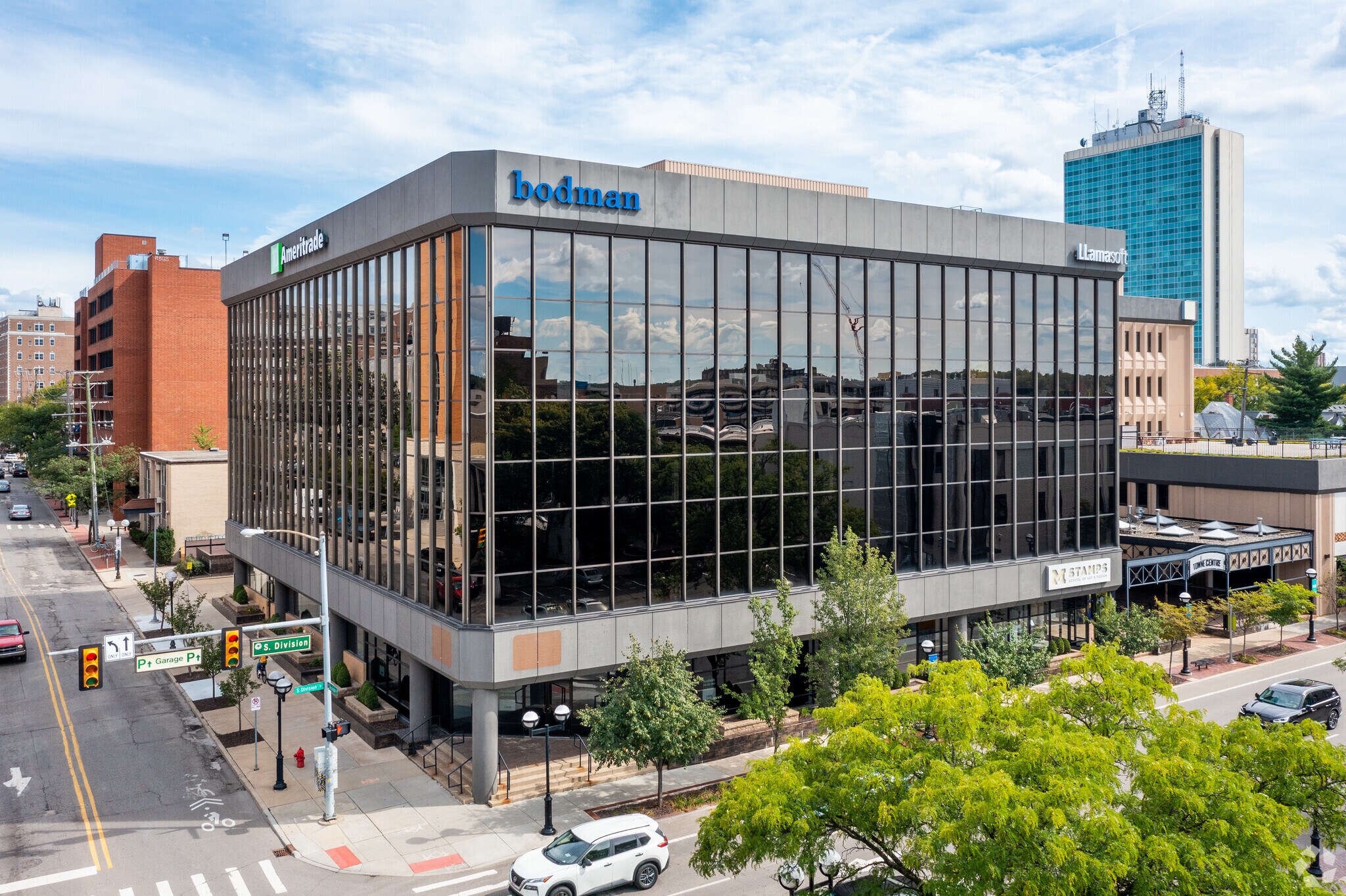 401-407 E Liberty St, Ann Arbor, MI for Rent