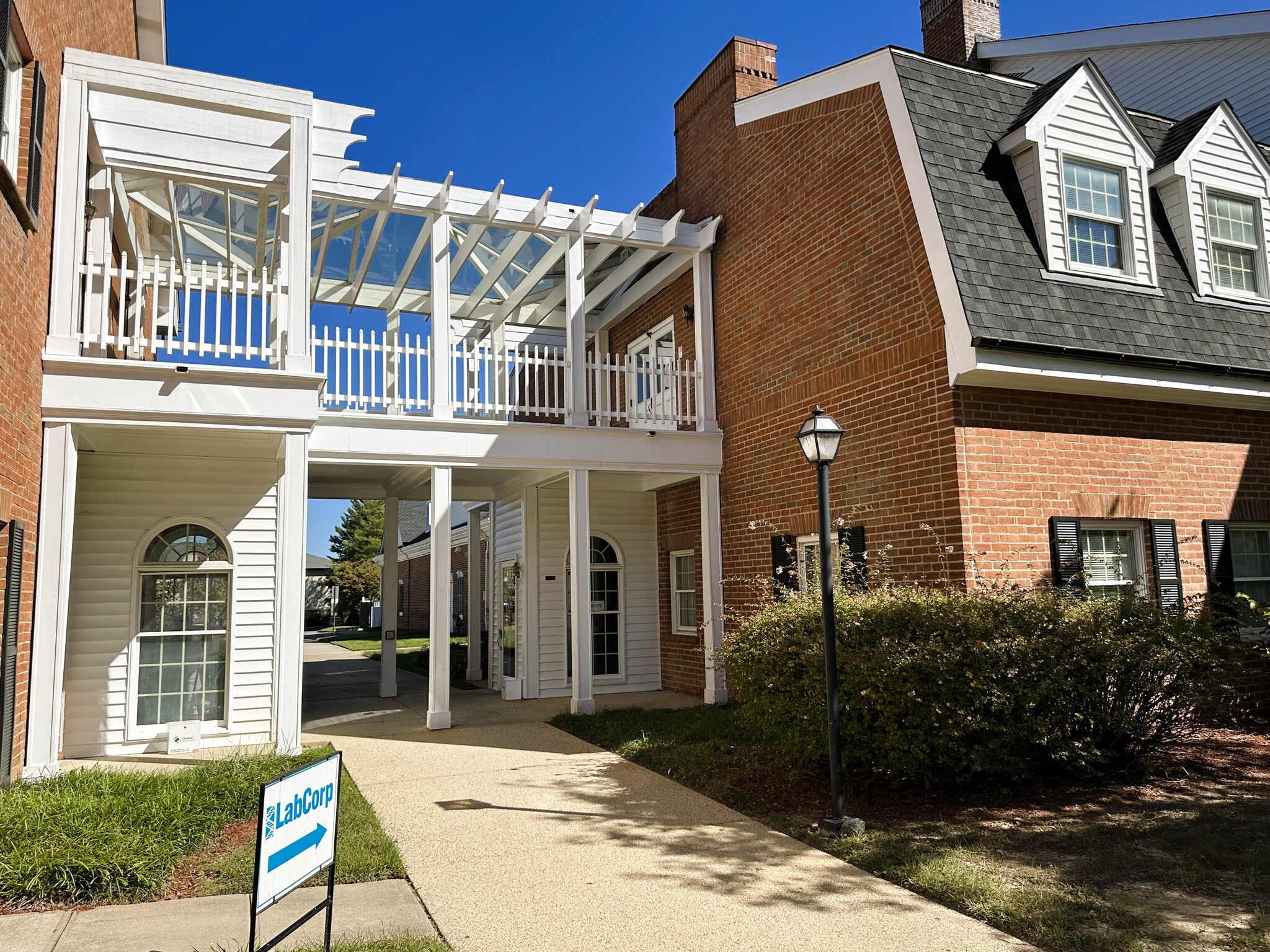 11350 Pembrooke Sq, Waldorf, MD for Sale