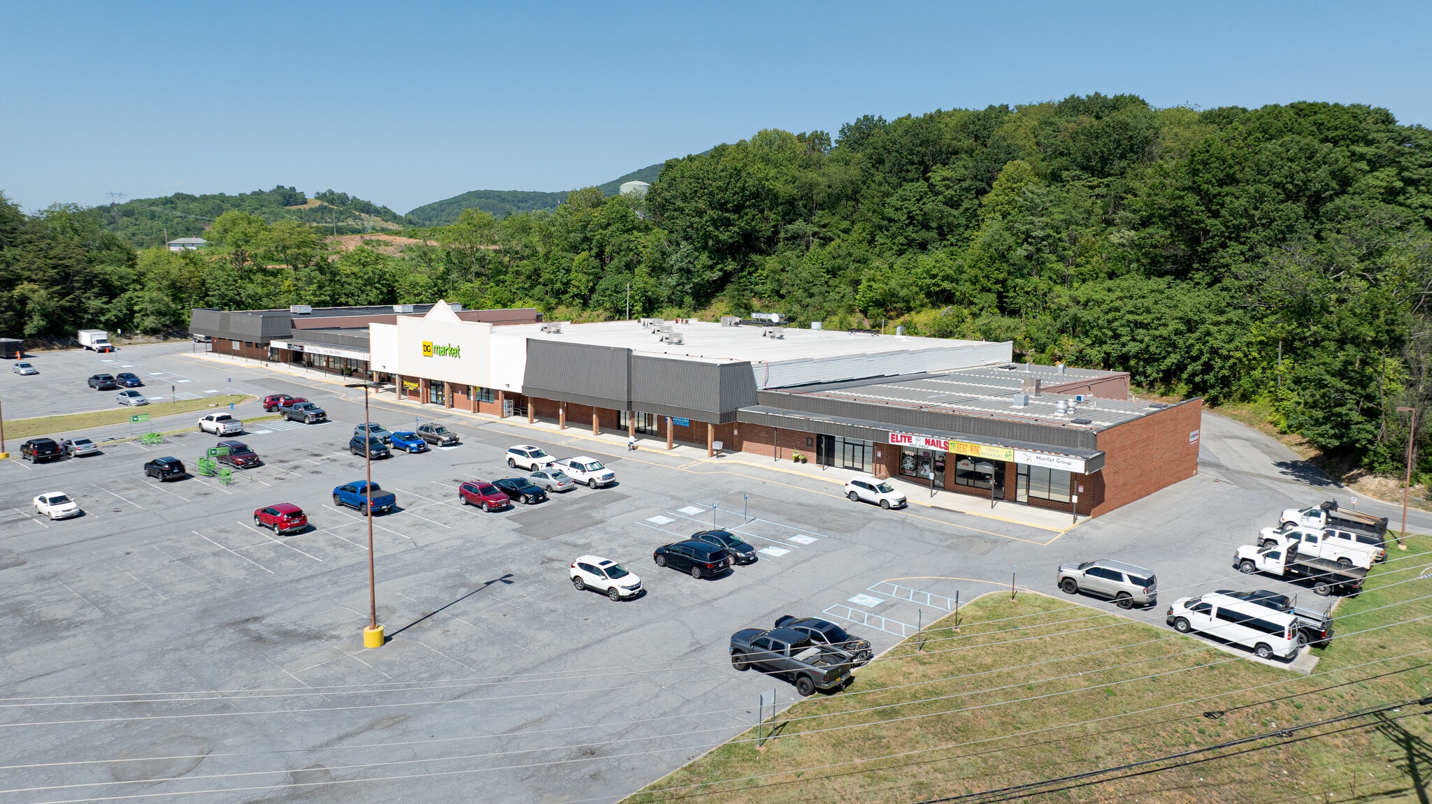 2708 Lee Hwy, Troutville, VA for Rent