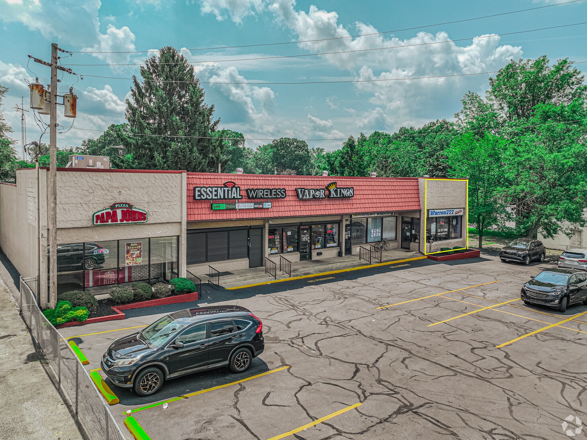 1952 Elm Rd NE, Warren, OH for Rent