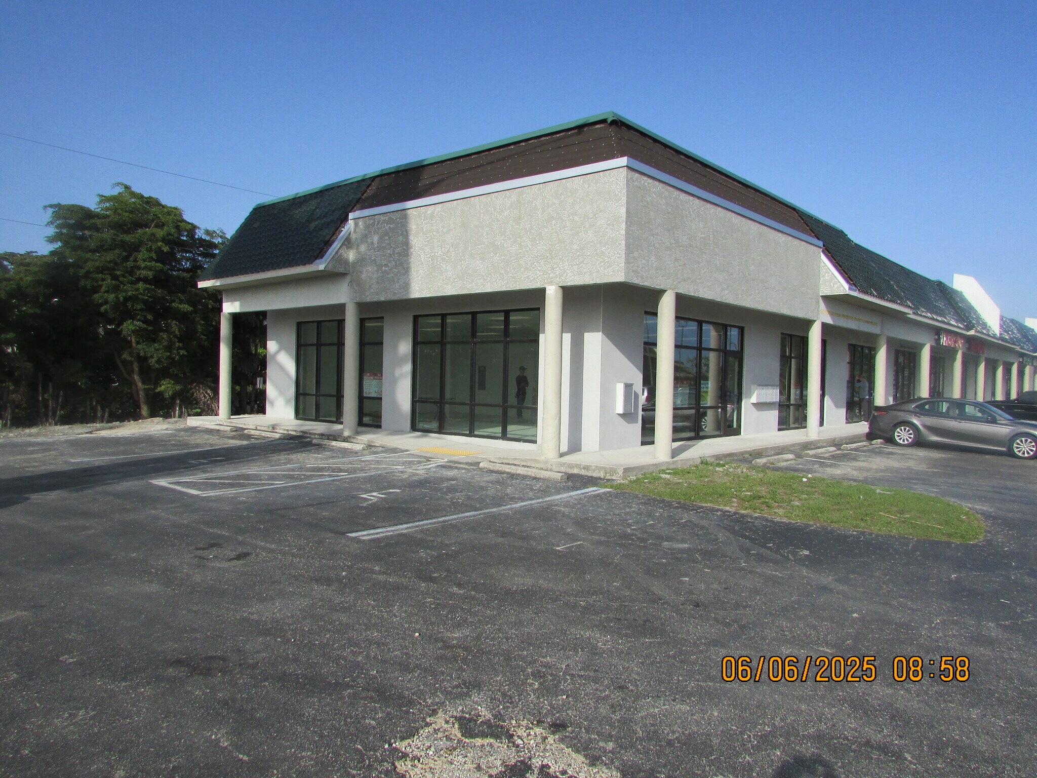 17230-17250 S Tamiami Trl, Fort Myers, FL for Rent