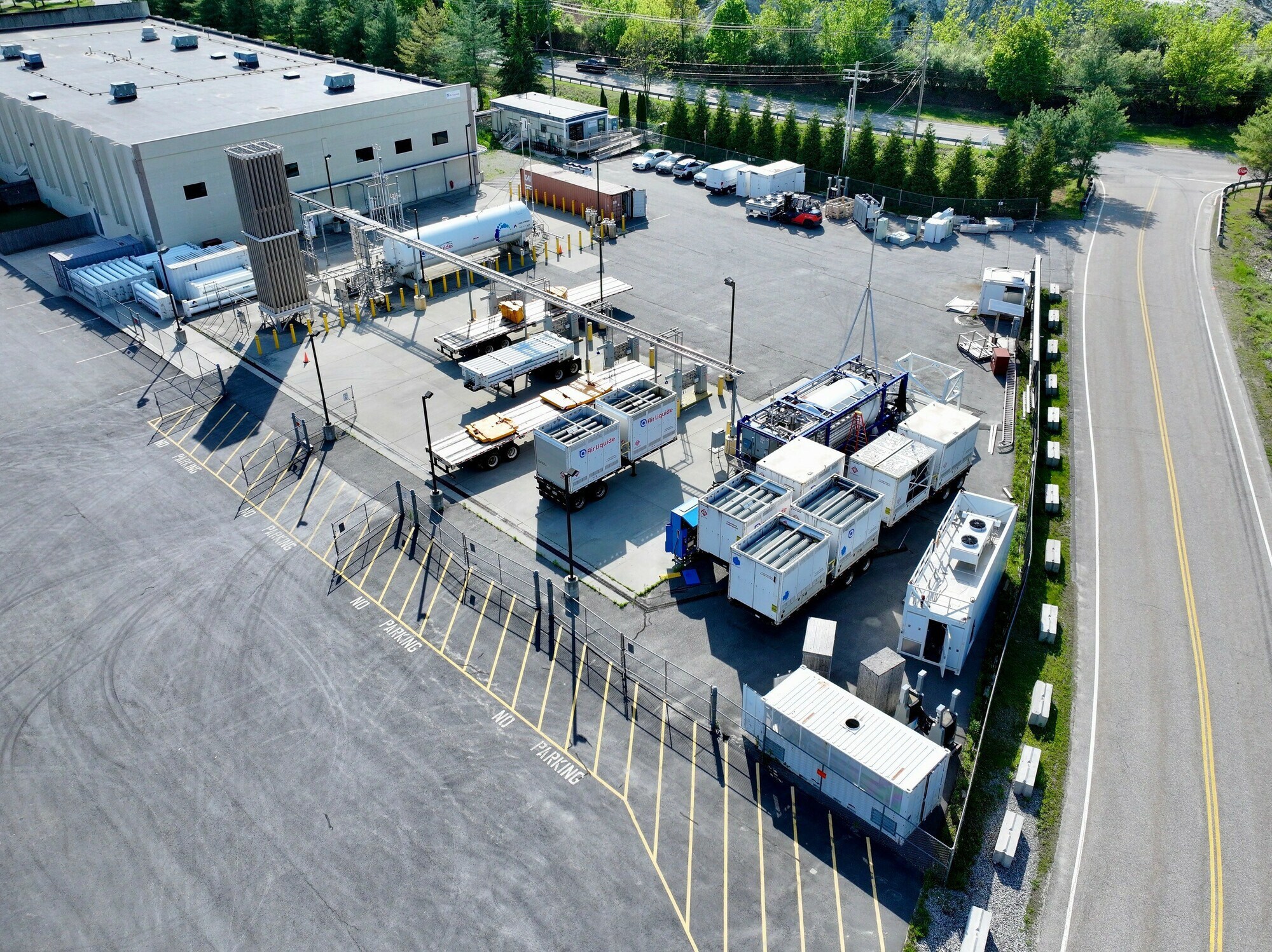 7 Distribution Center Cir, Littleton, MA for Rent