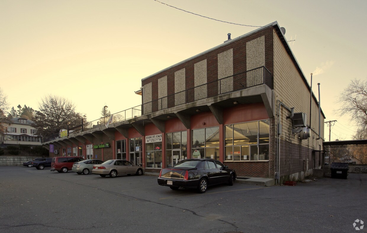 280 High St Clinton, MA 01510 Retail Property for Lease on