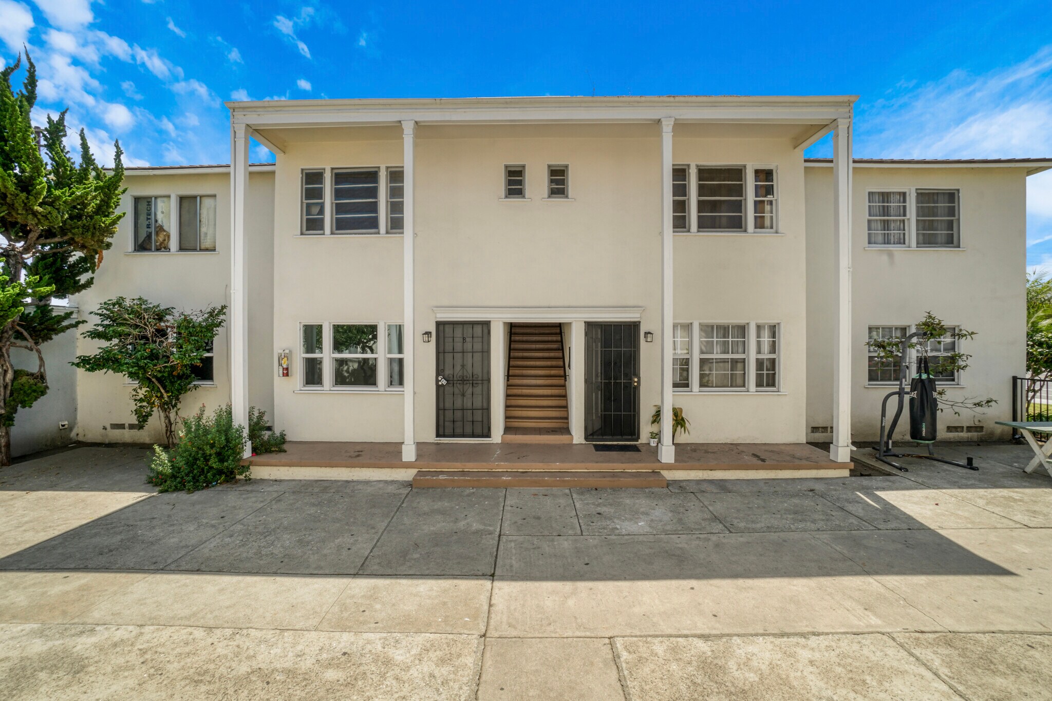 12320 Washington Pl, Los Angeles, CA for Sale