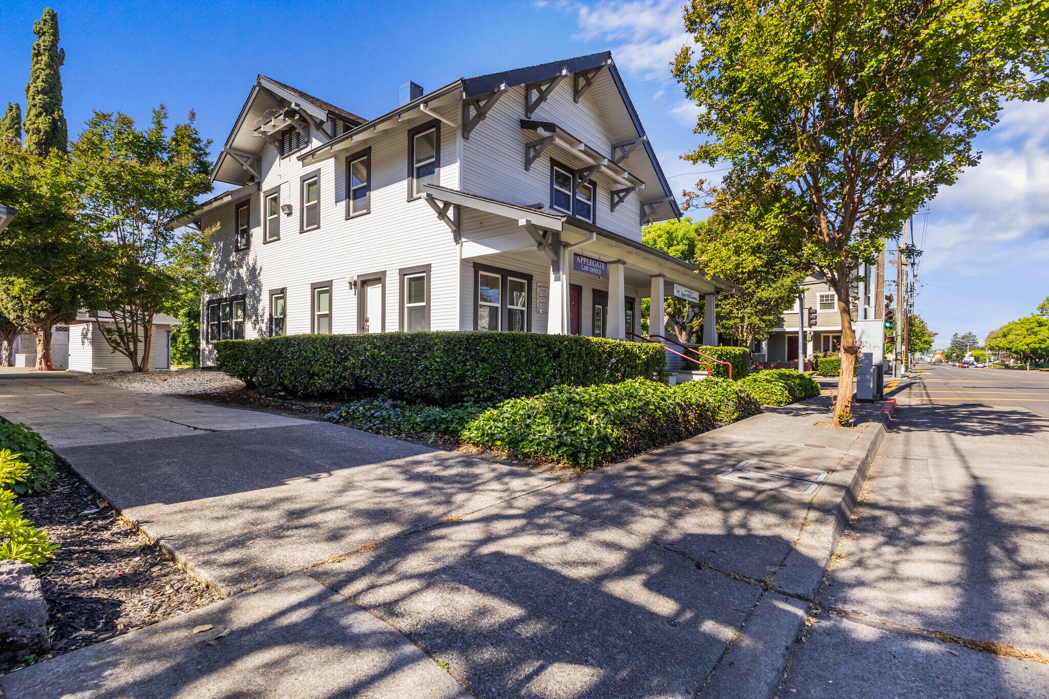 700 College Ave, Santa Rosa, CA for Sale