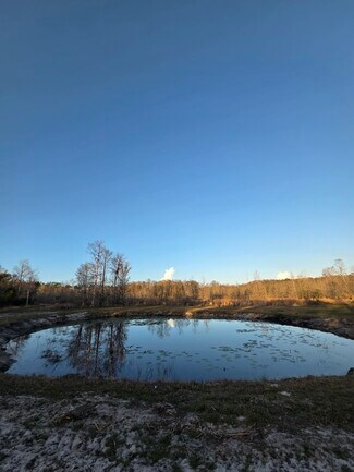 Perry, FL Commercial - 1106 Fox Hunter rd