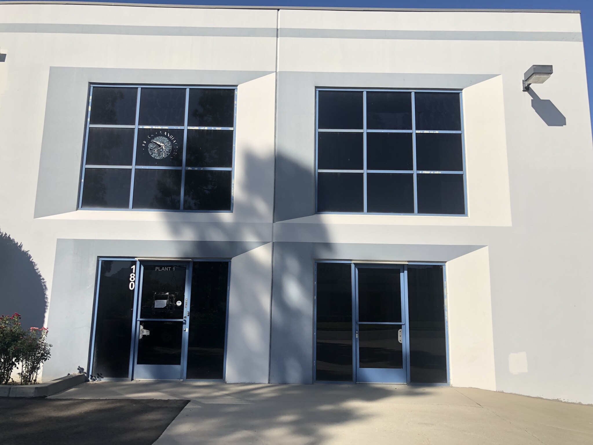 1200 Lawrence Dr, Newbury Park, CA for Rent