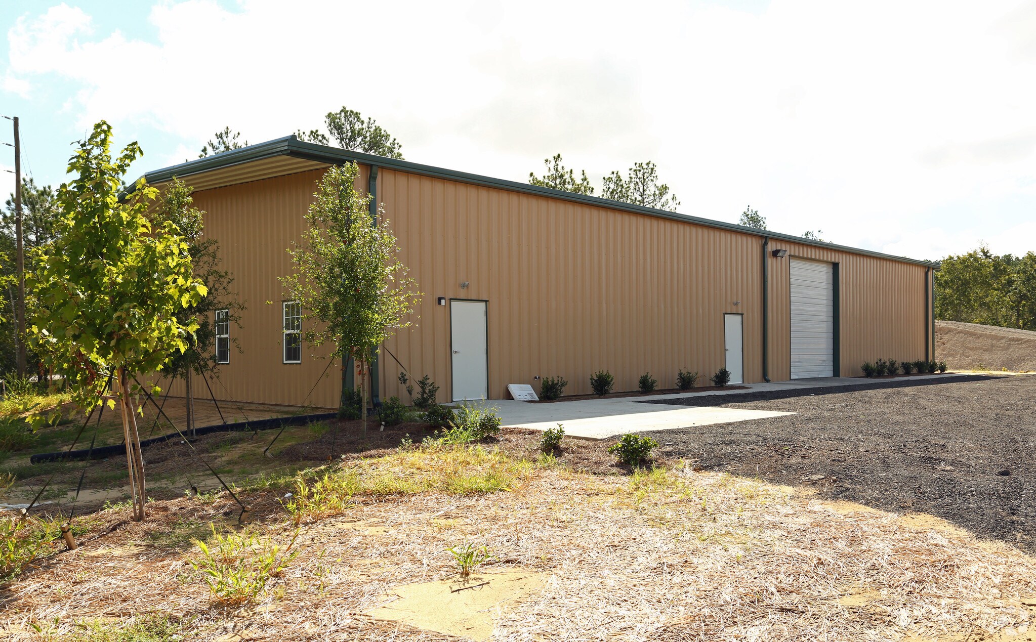 390 Railroad Ave Lexington, SC 29072 Flex Property for Lease on