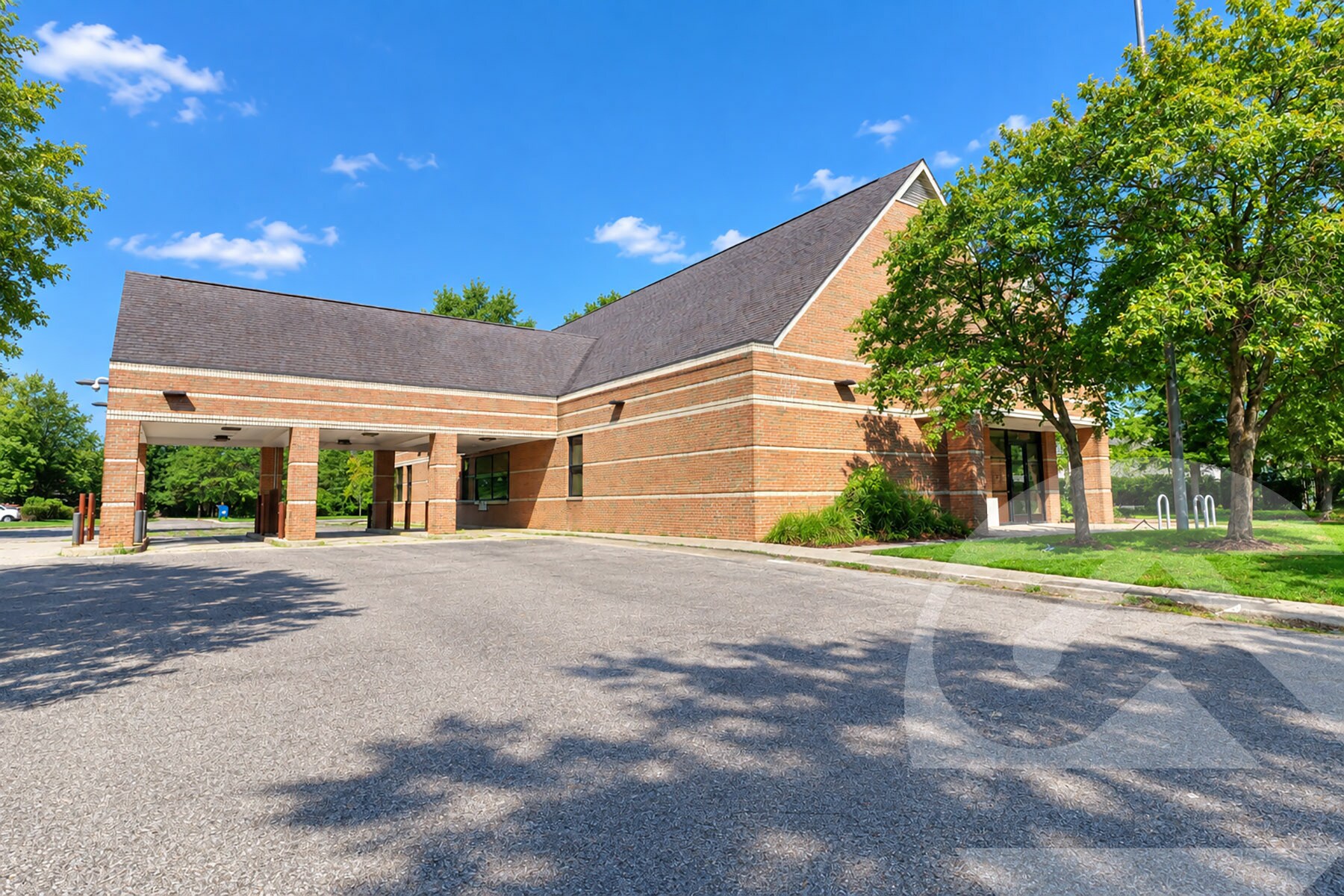 23055 Telegraph Rd, Southfield, MI for Sale
