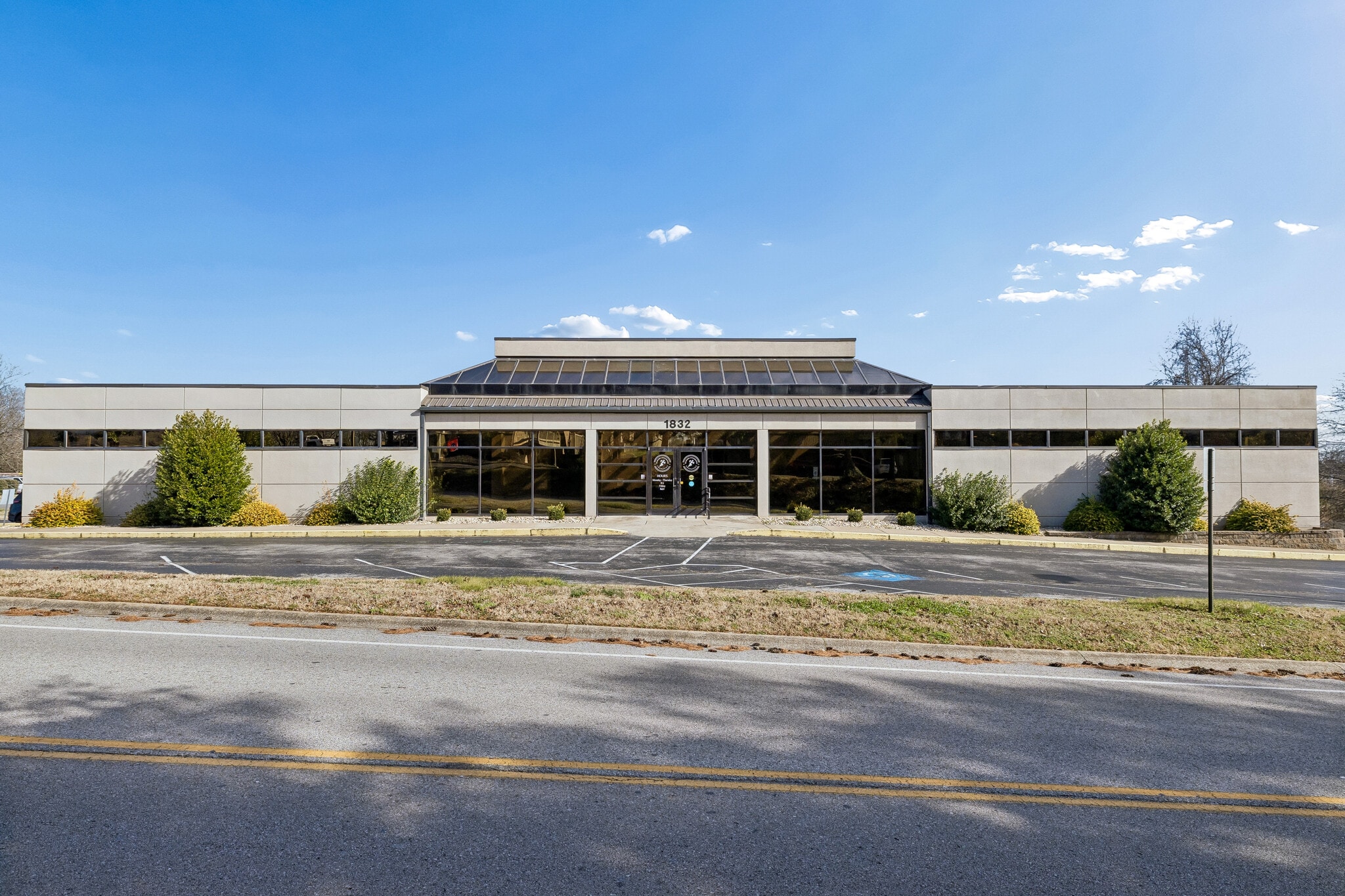 1832 Memorial Dr, Clarksville, TN for Rent