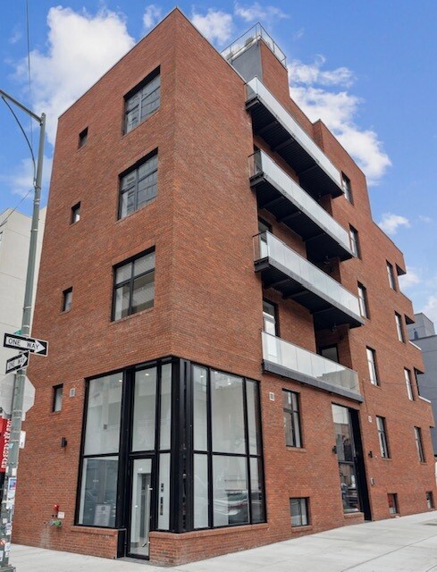 5-01 47th Rd, Long Island City, NY for Rent