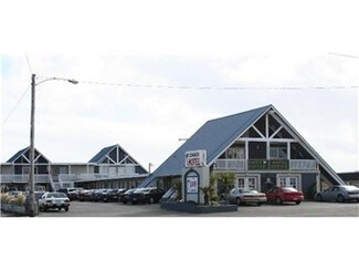 686 Ocean Shores Blvd NE