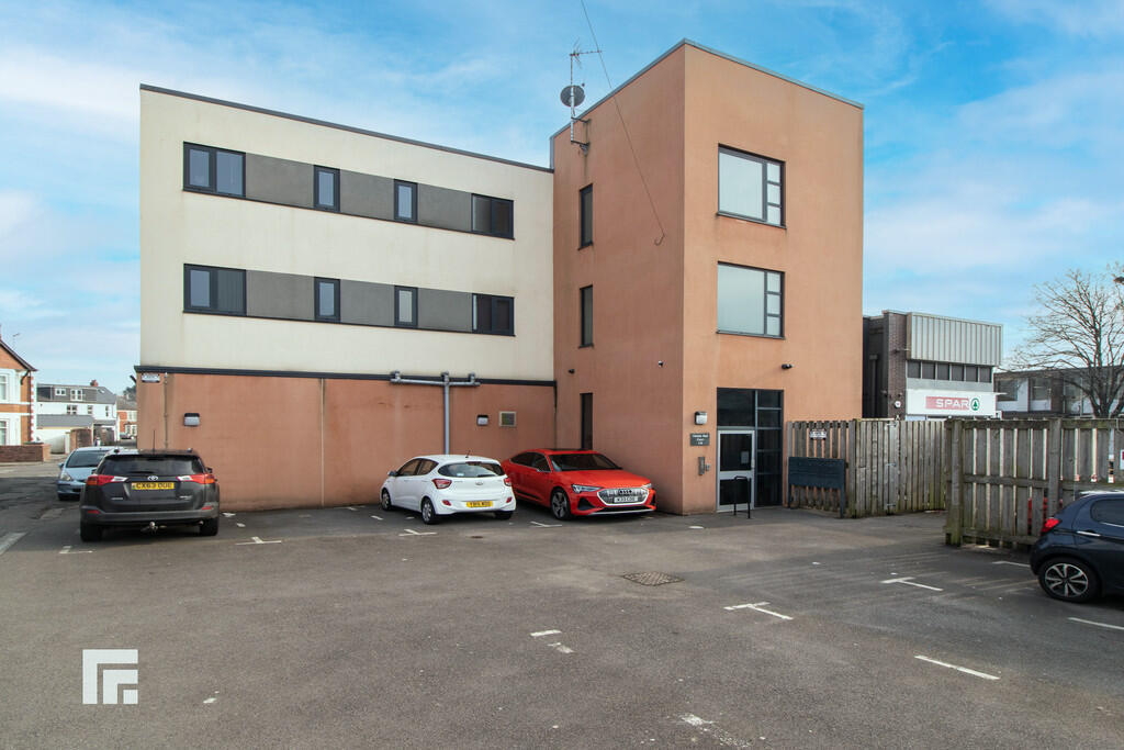 Cowbridge Rd E, Cardiff, VGL for Rent