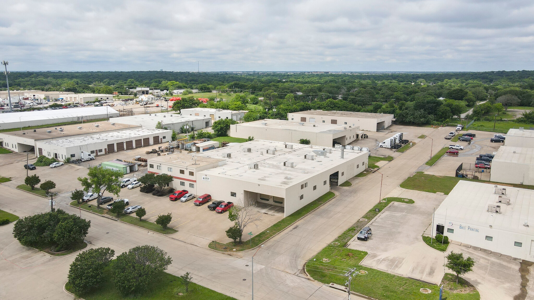 4700 S Edgewood Ter, Fort Worth, TX for Rent