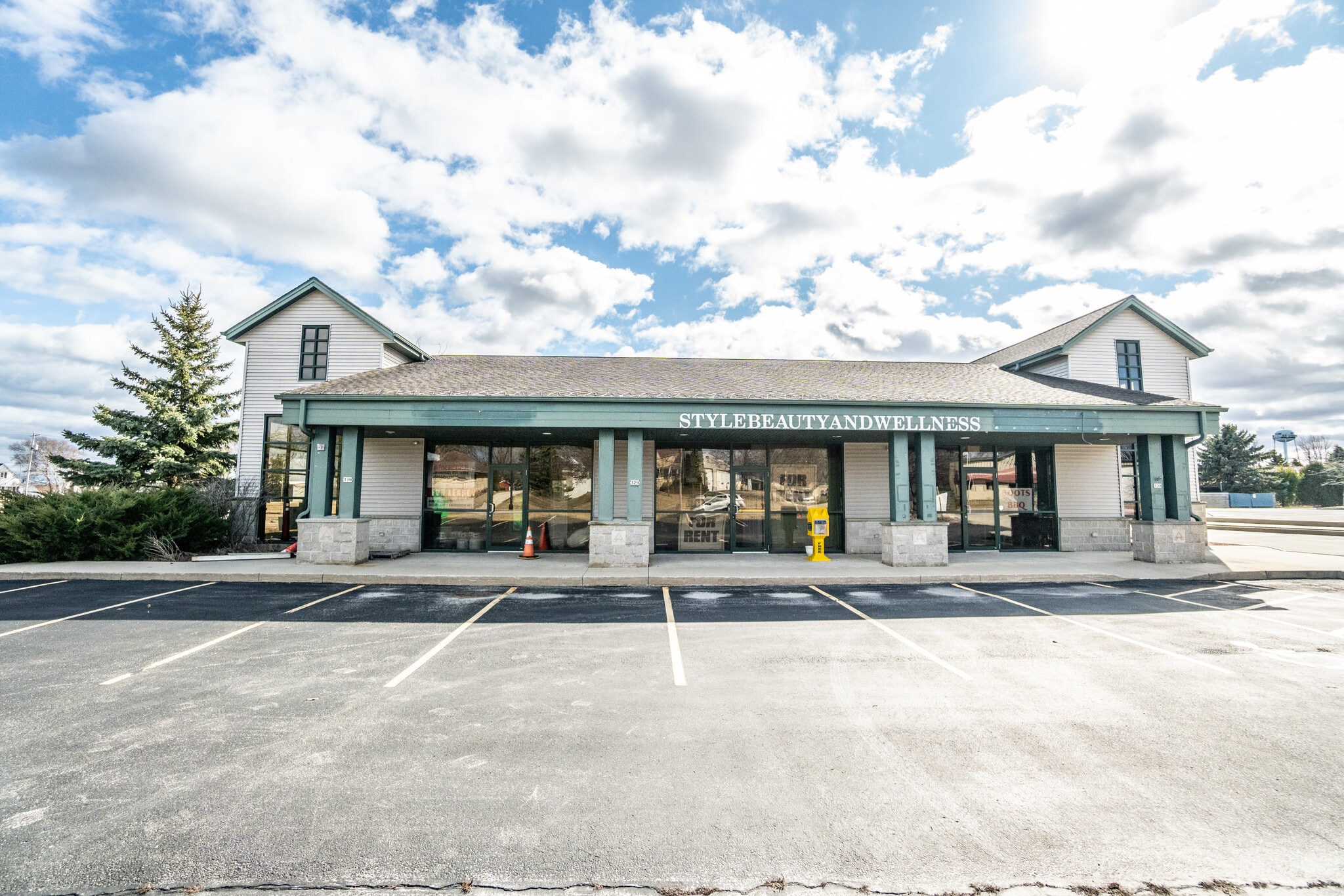 119-139 Main St, Belgium, WI for Sale