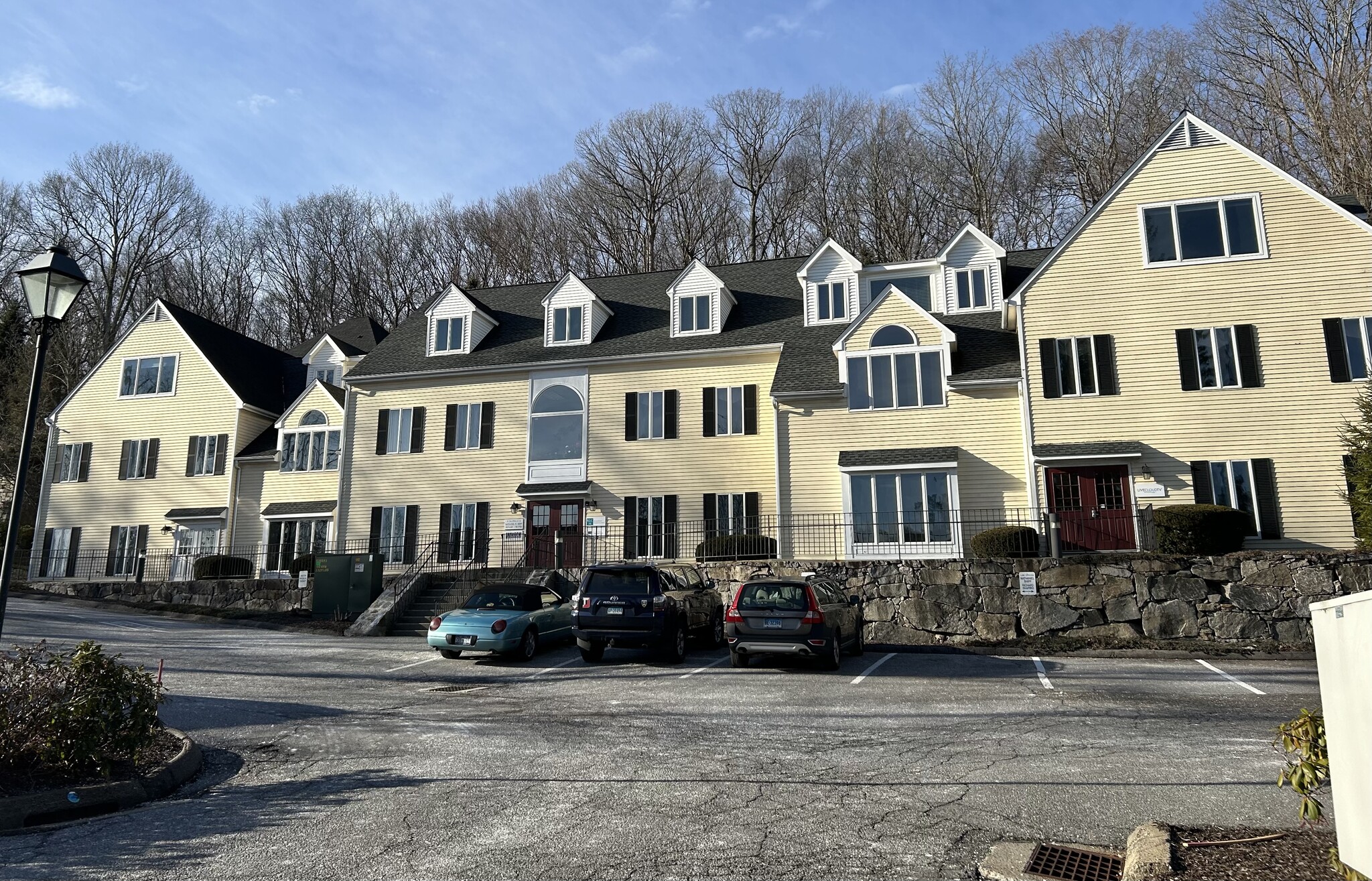 23 Hubbard Rd, Wilton, CT for Sale