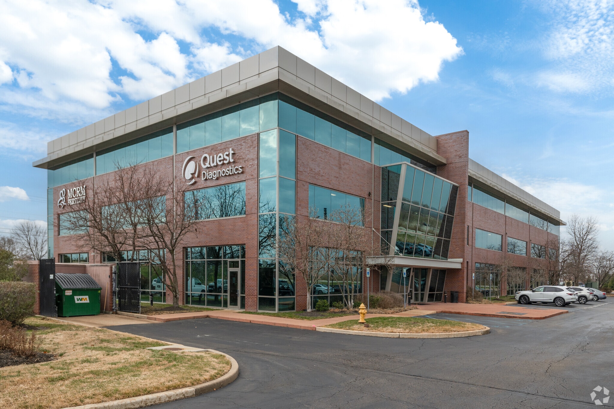 17300 N Outer Forty, Chesterfield, MO for Rent