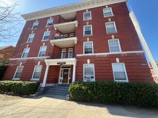 Norfolk, VA Apartments - 819 Colonial Ave