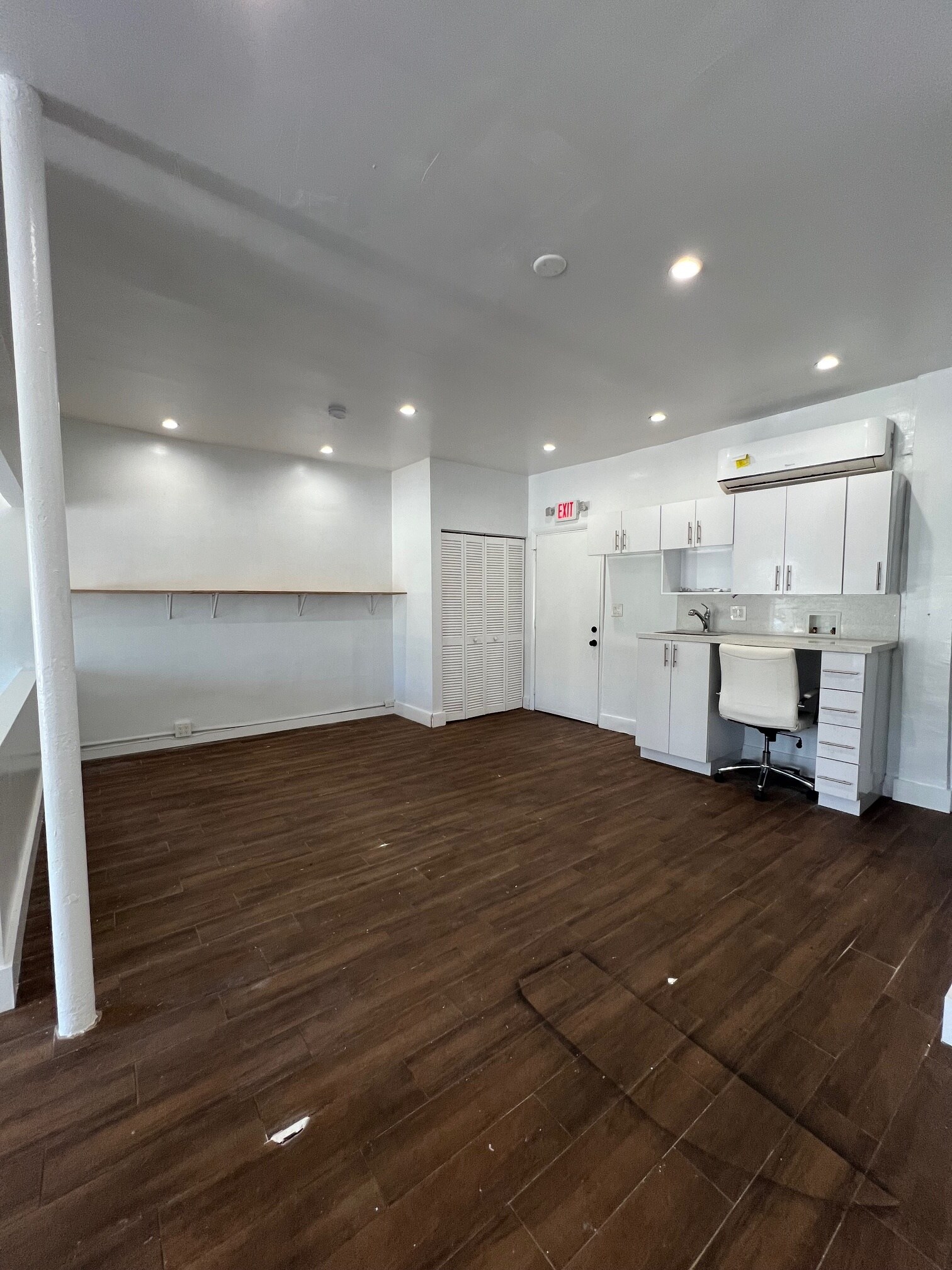 4151 W Hallandale Beach Blvd, West Park, FL for Rent