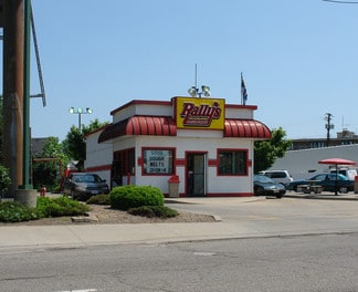 Akron, OH Retail - 711 E Market St