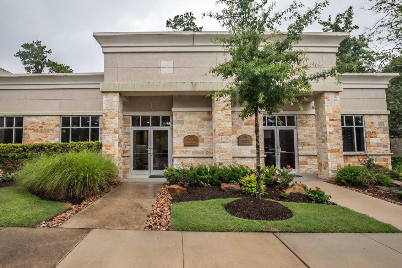 8505 Technology Forest Pl, The Woodlands, TX for Sale