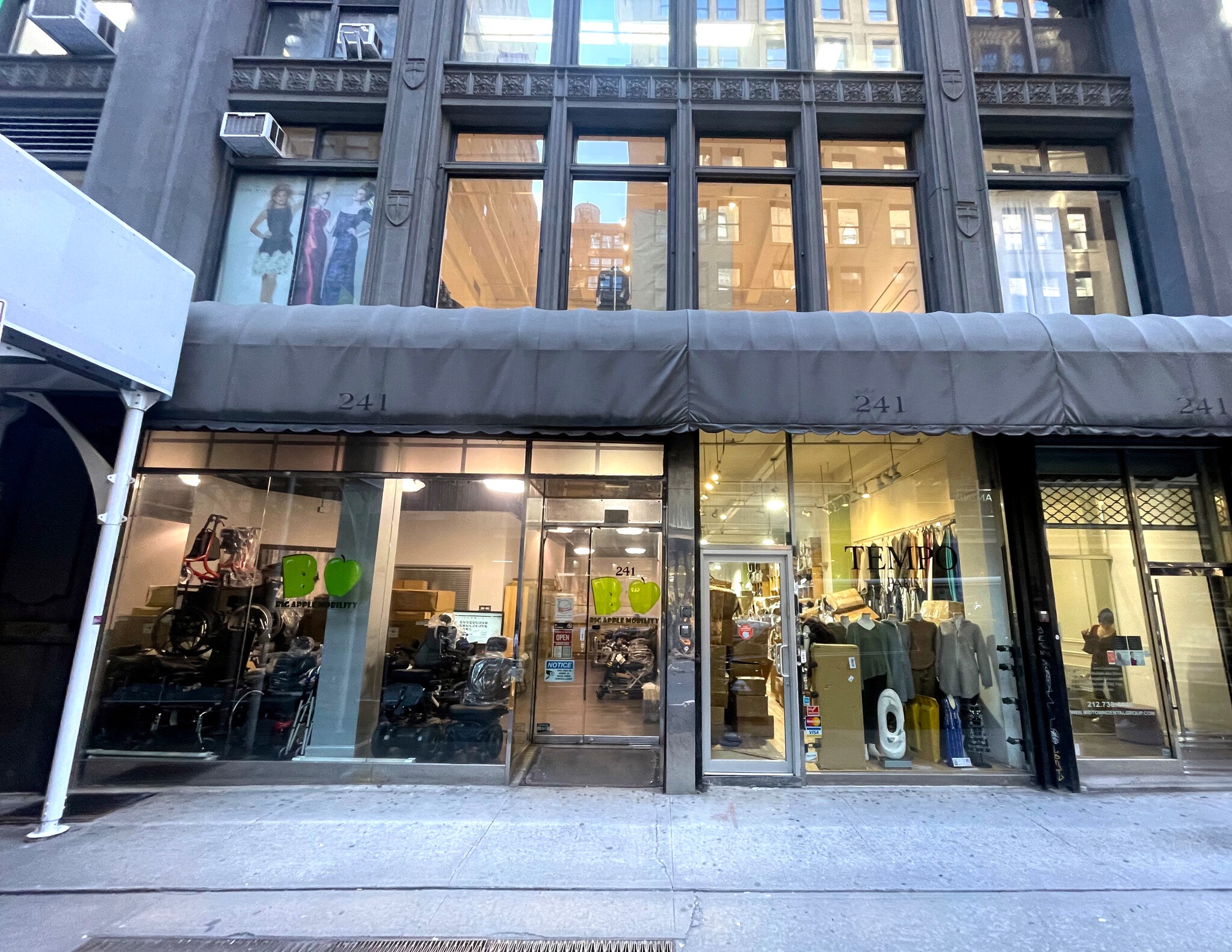 241 W 37th St, New York, NY for Rent