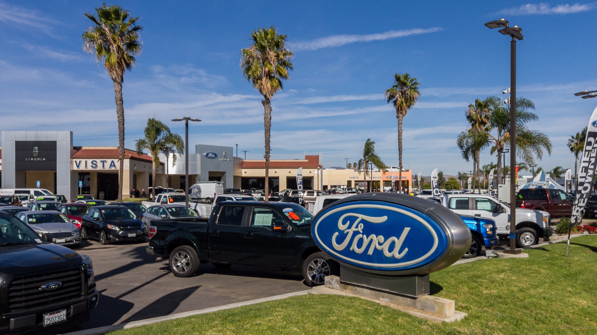 1501 Auto Center Dr, Oxnard, CA for Sale