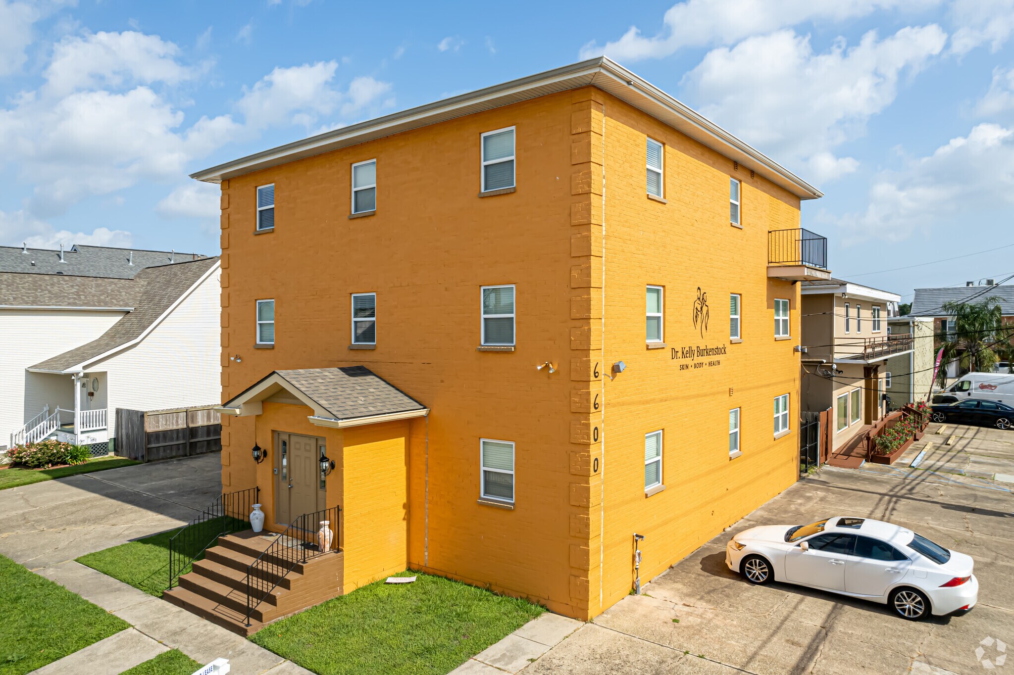 6600 Fleur De Lis Dr New Orleans, LA 70124 Office Property for Lease