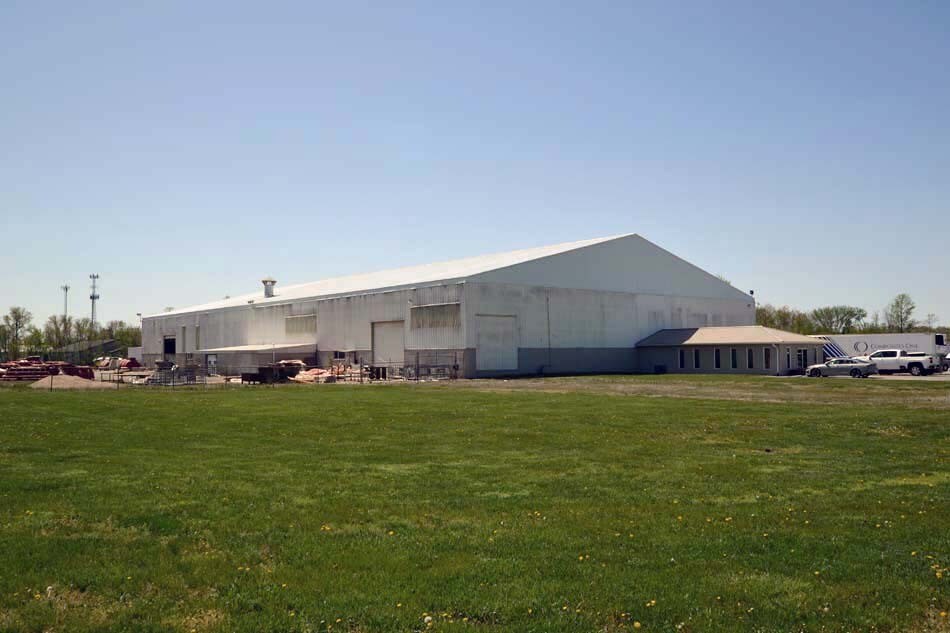450 E Illinois Ave, Benton, IL for Sale