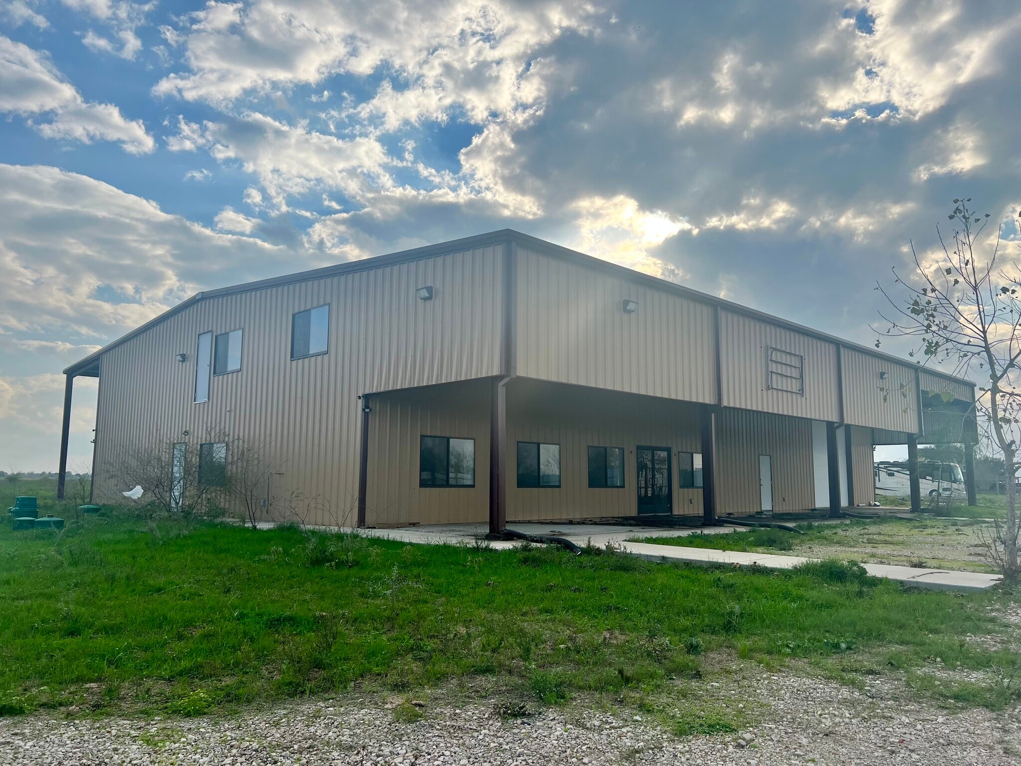 36847 Richard Frey Rd, Hempstead, TX for Sale