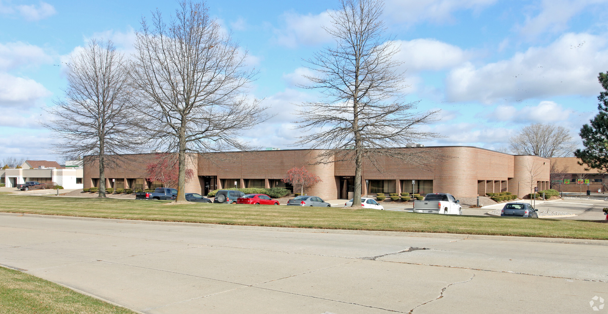 41150 Technology Park Dr, Sterling Heights, MI for Rent