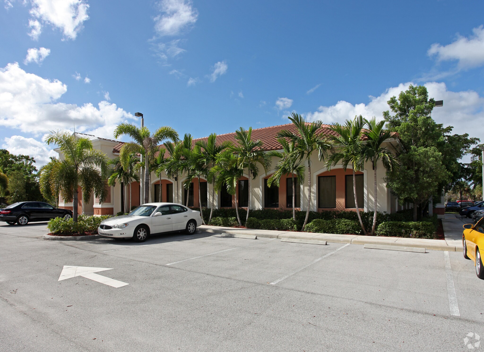 8870 W Oakland Park Blvd, Sunrise, FL for Rent