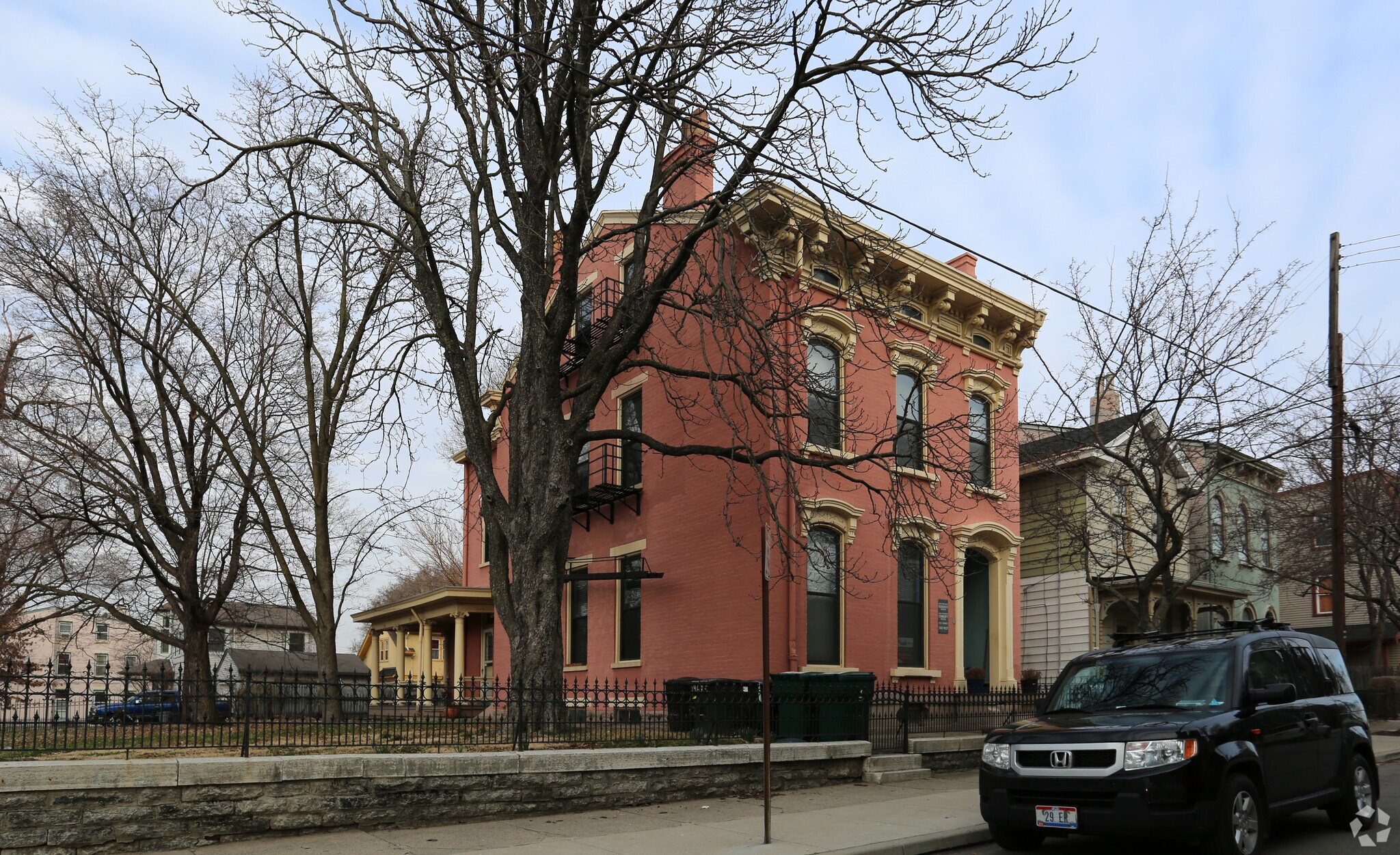 2951 Sidney Ave, Cincinnati, OH for Sale