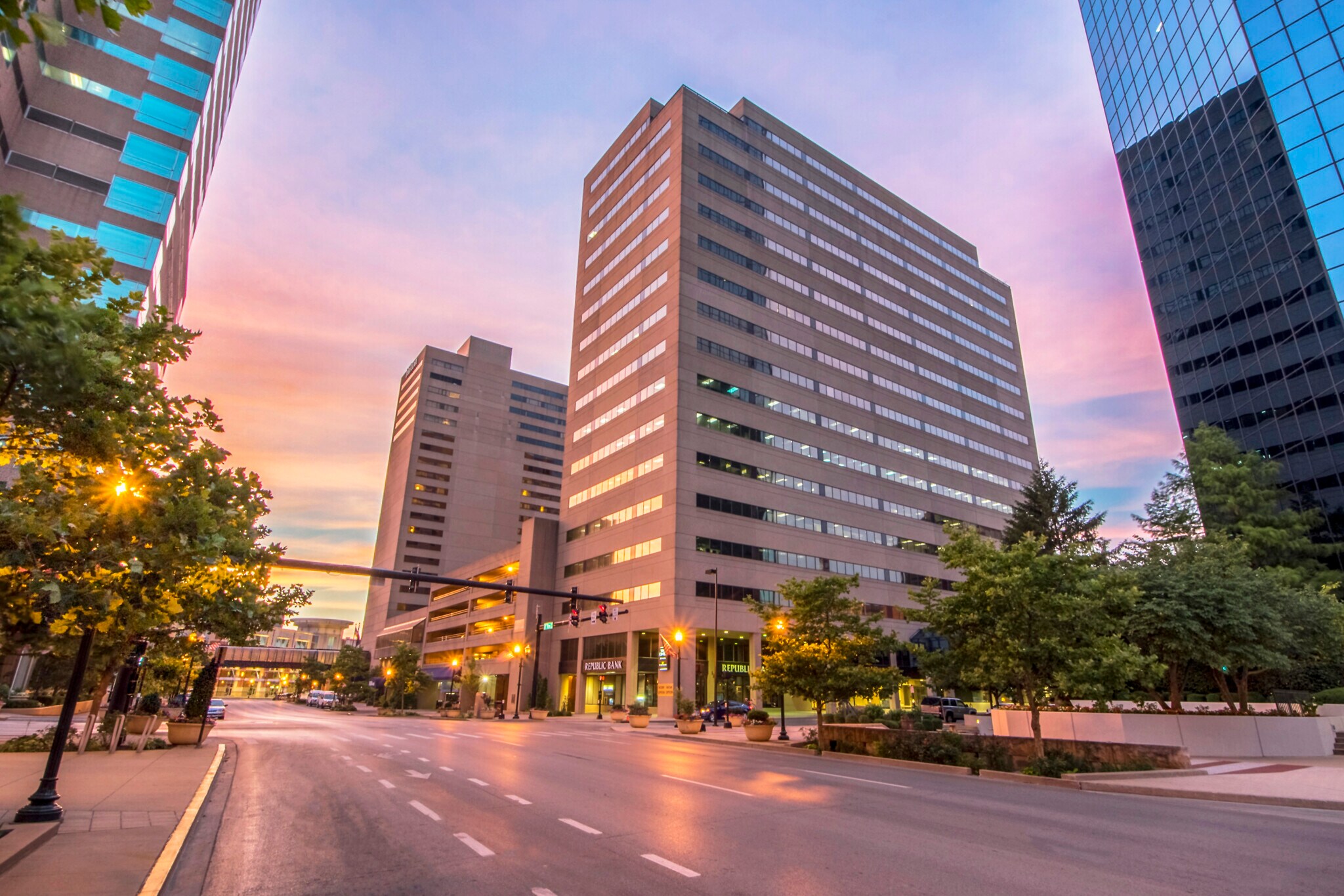 333 W Vine St, Lexington, KY for Rent