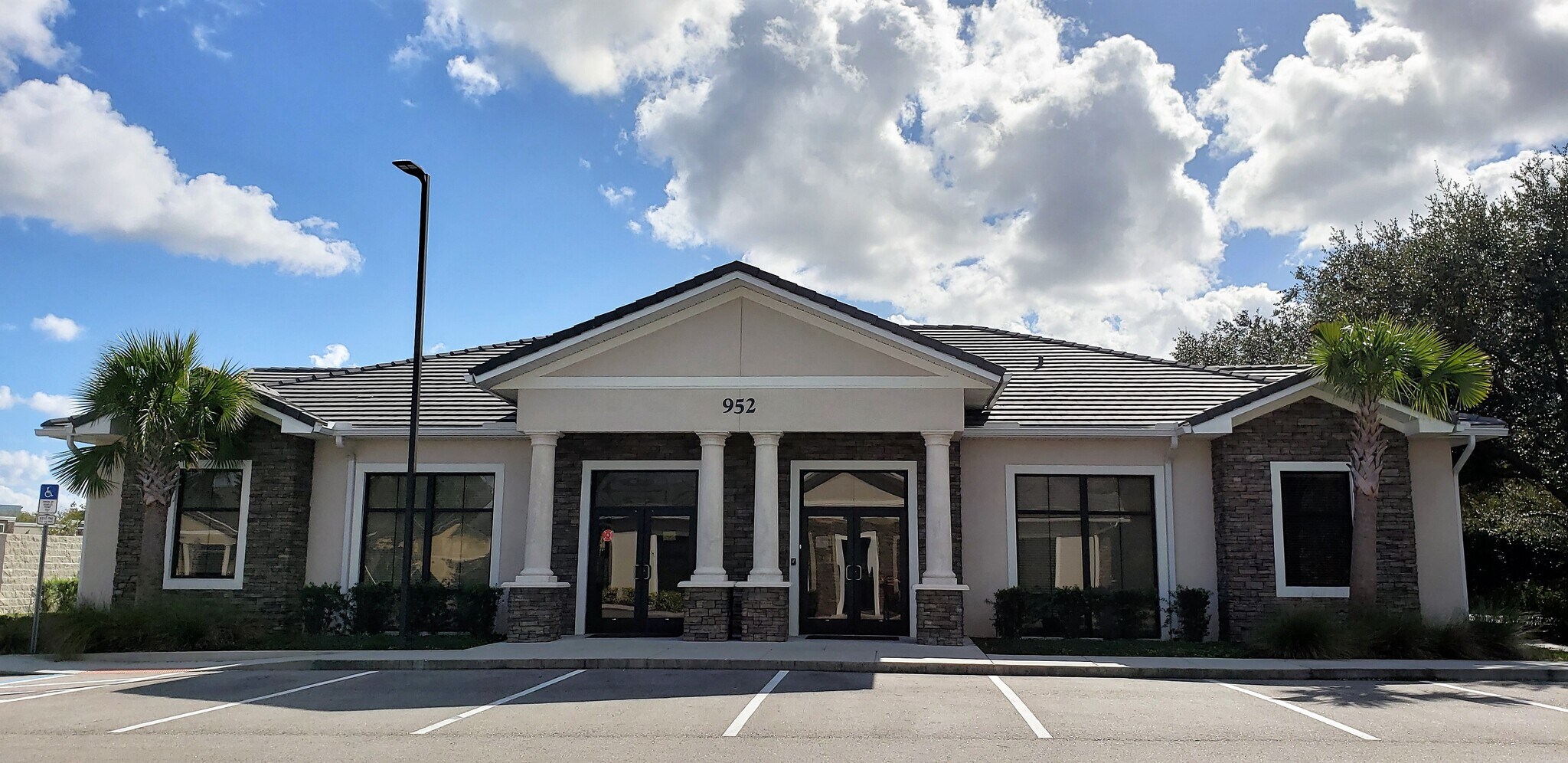952 International Pky, Lake Mary, FL for Rent