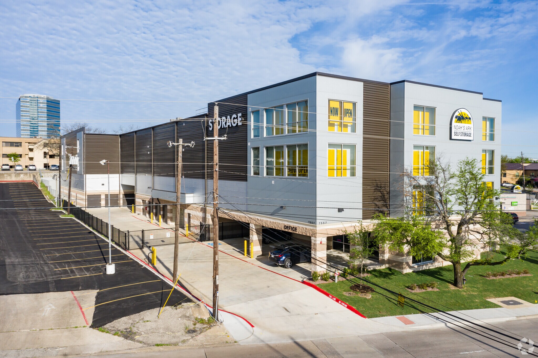 7557 Greenville Ave, Dallas, TX for Rent