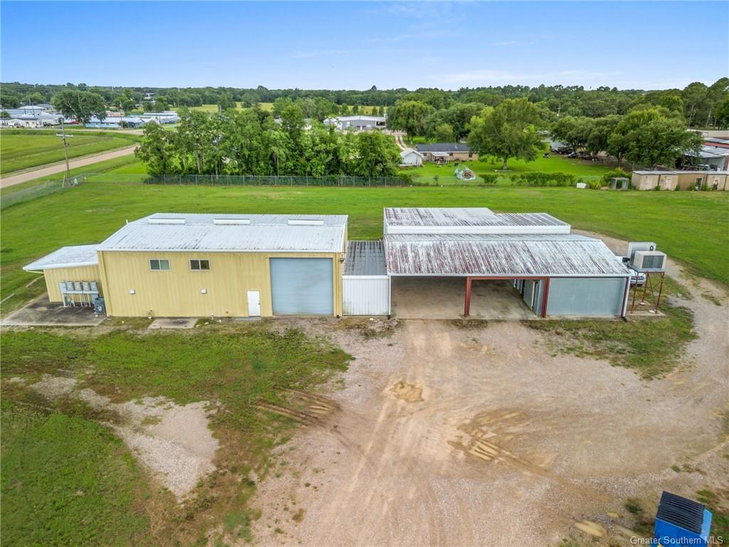 1635 Thibodeaux Rd, Jennings, LA for Sale