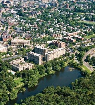 Brookline, MA Apartments - 77 Pond Ave