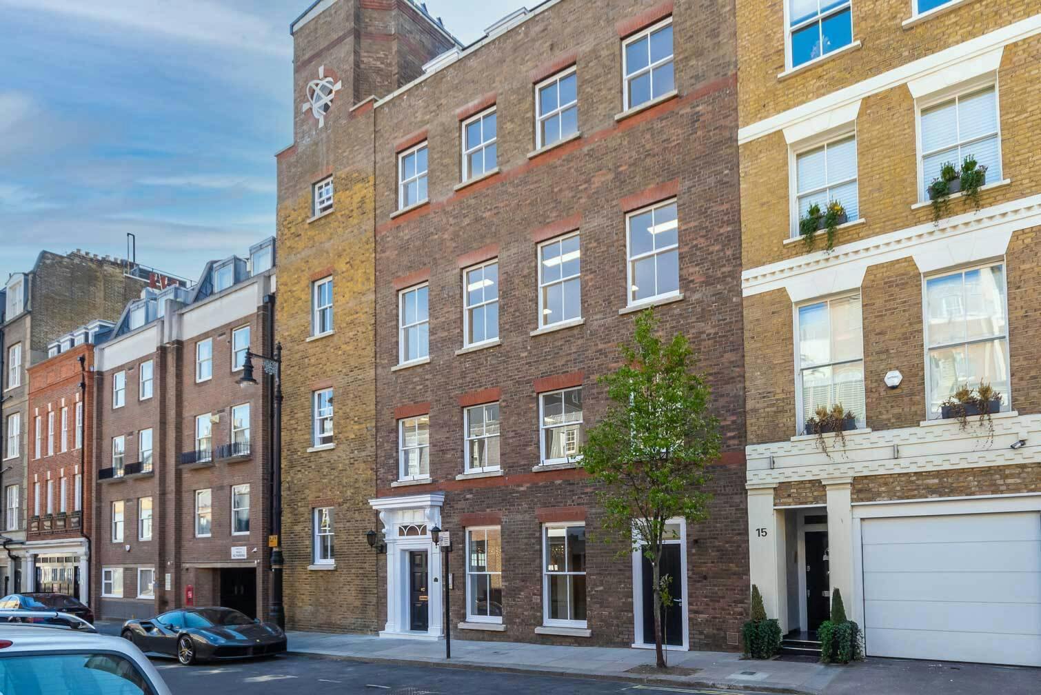 14 Hays Mews, London, LND for Rent