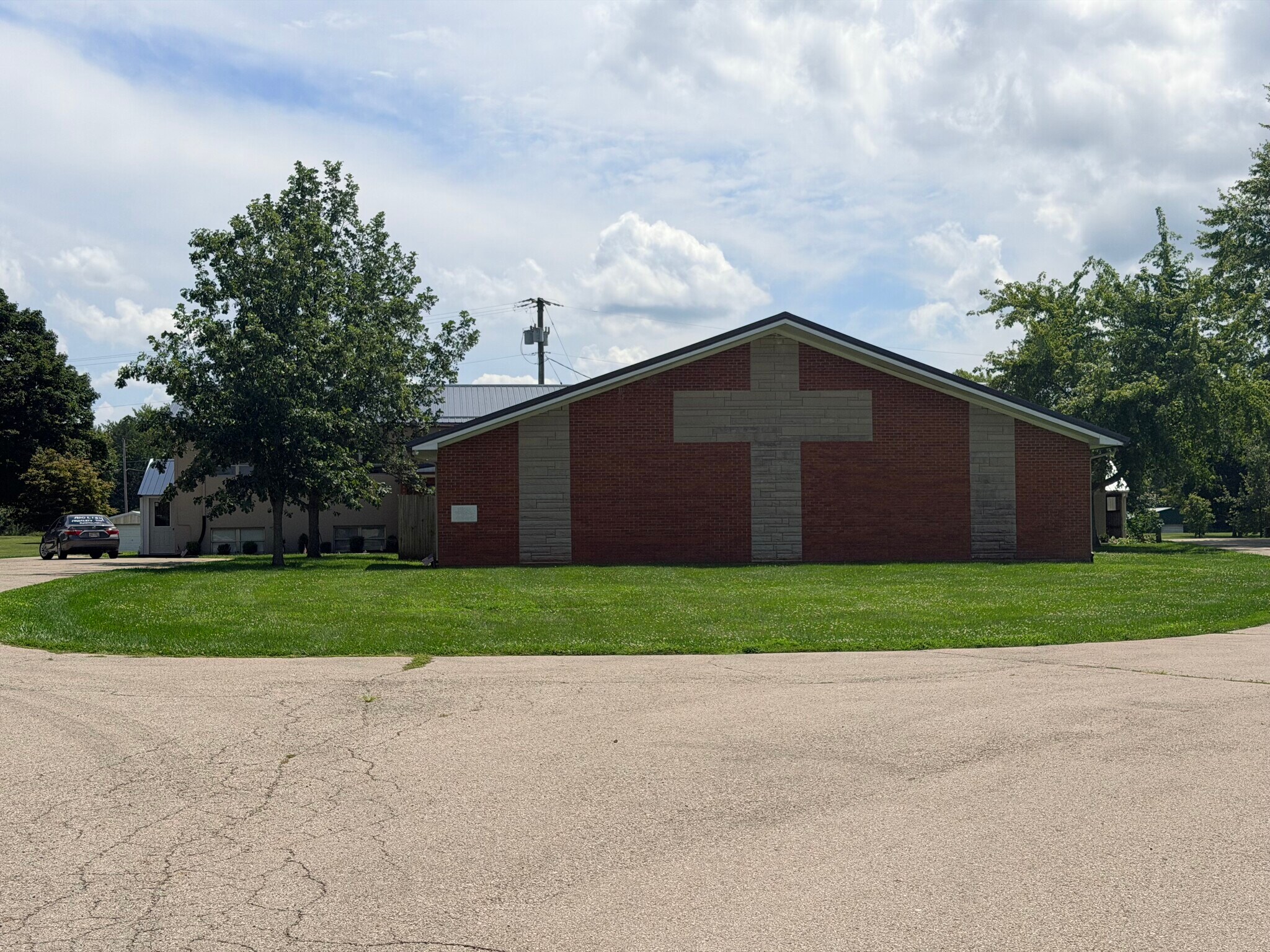 2255 US 42, London, OH for Rent