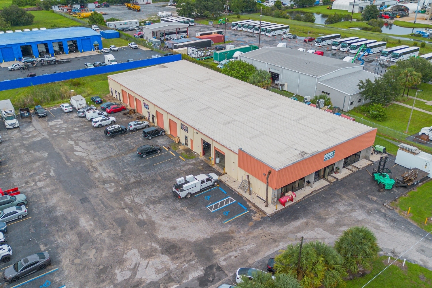 955 W Taft Vineland Rd, Orlando, FL for Rent
