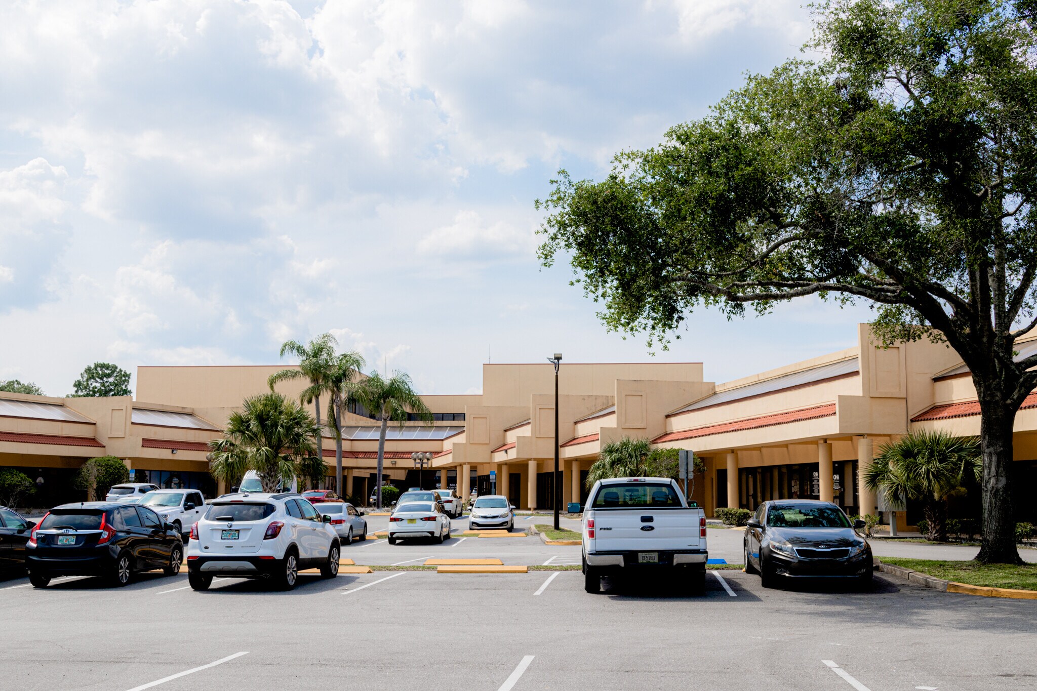 500-540 W Lake Mary Blvd, Sanford, FL for Rent