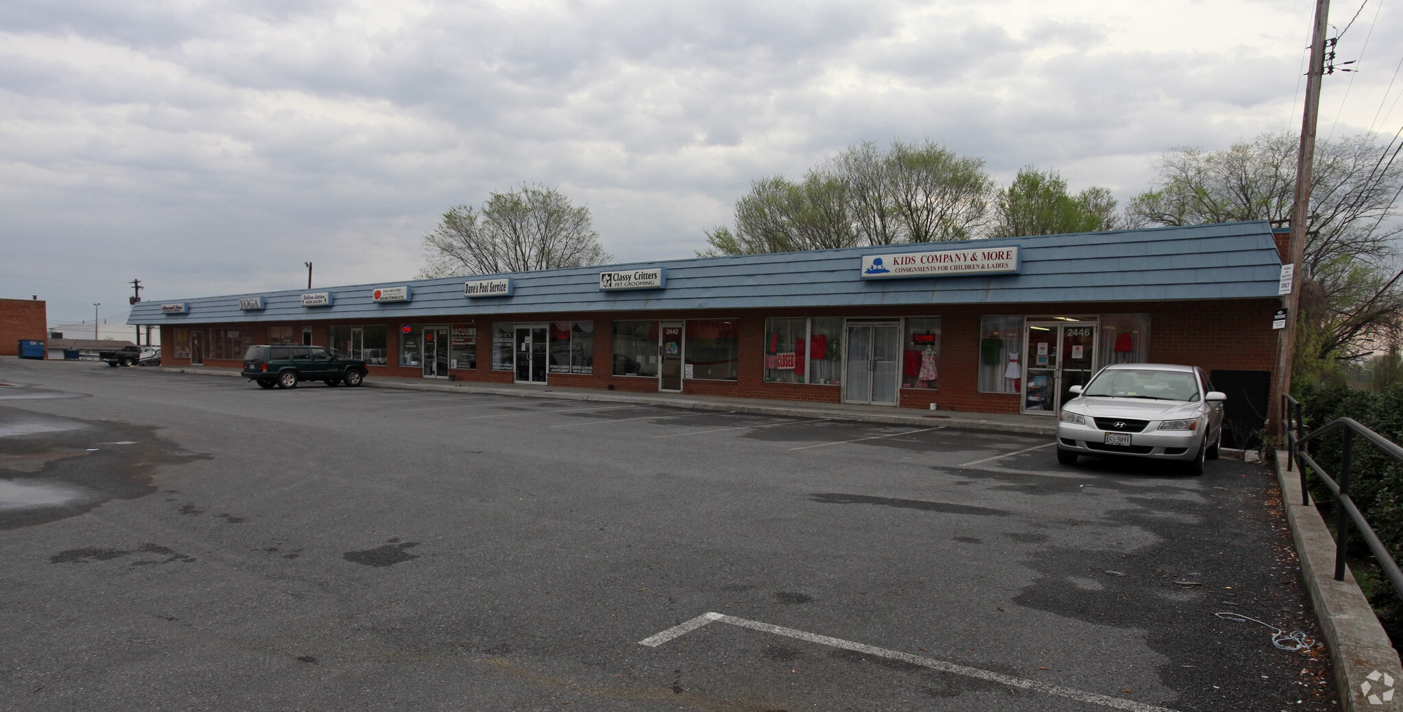 2412-2446 Valley Ave, Winchester, VA for Rent