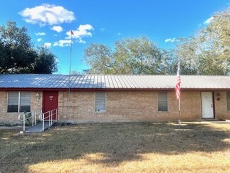 Beeville, TX Apartments - 4722 Business 181 N