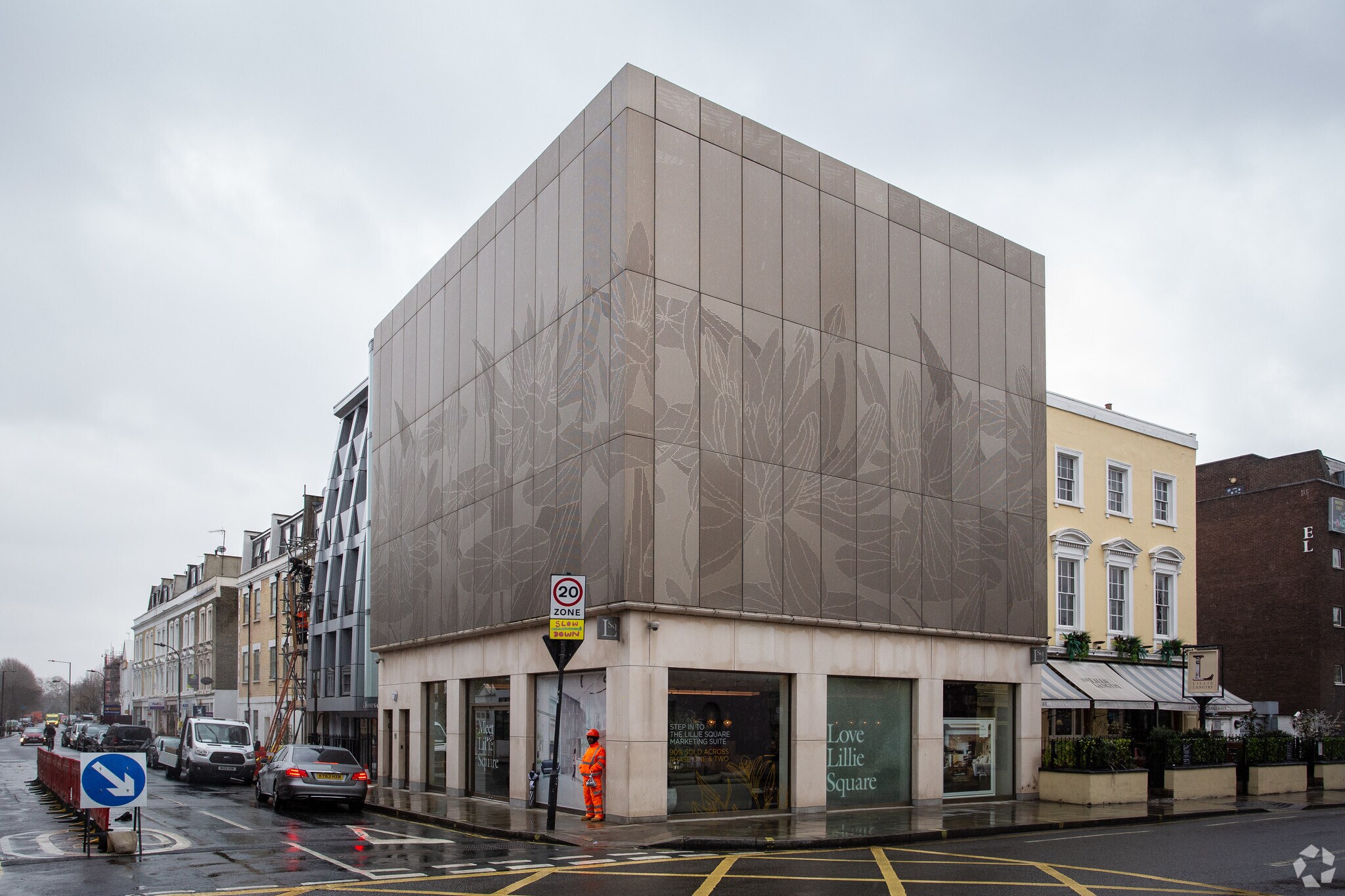 17a Lillie Rd, London, LND for Rent