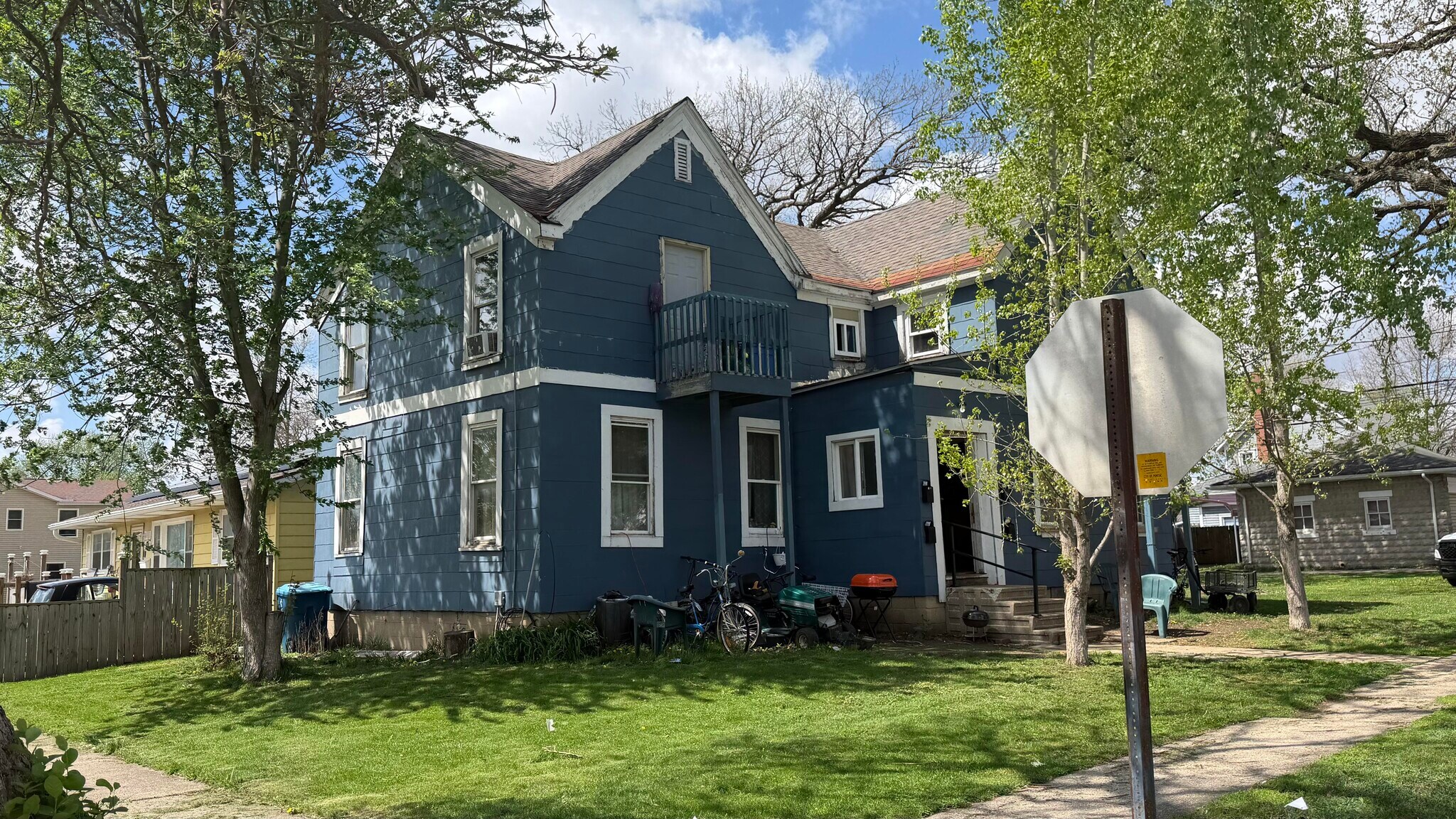 103 N Division St, Pontiac, IL for Sale