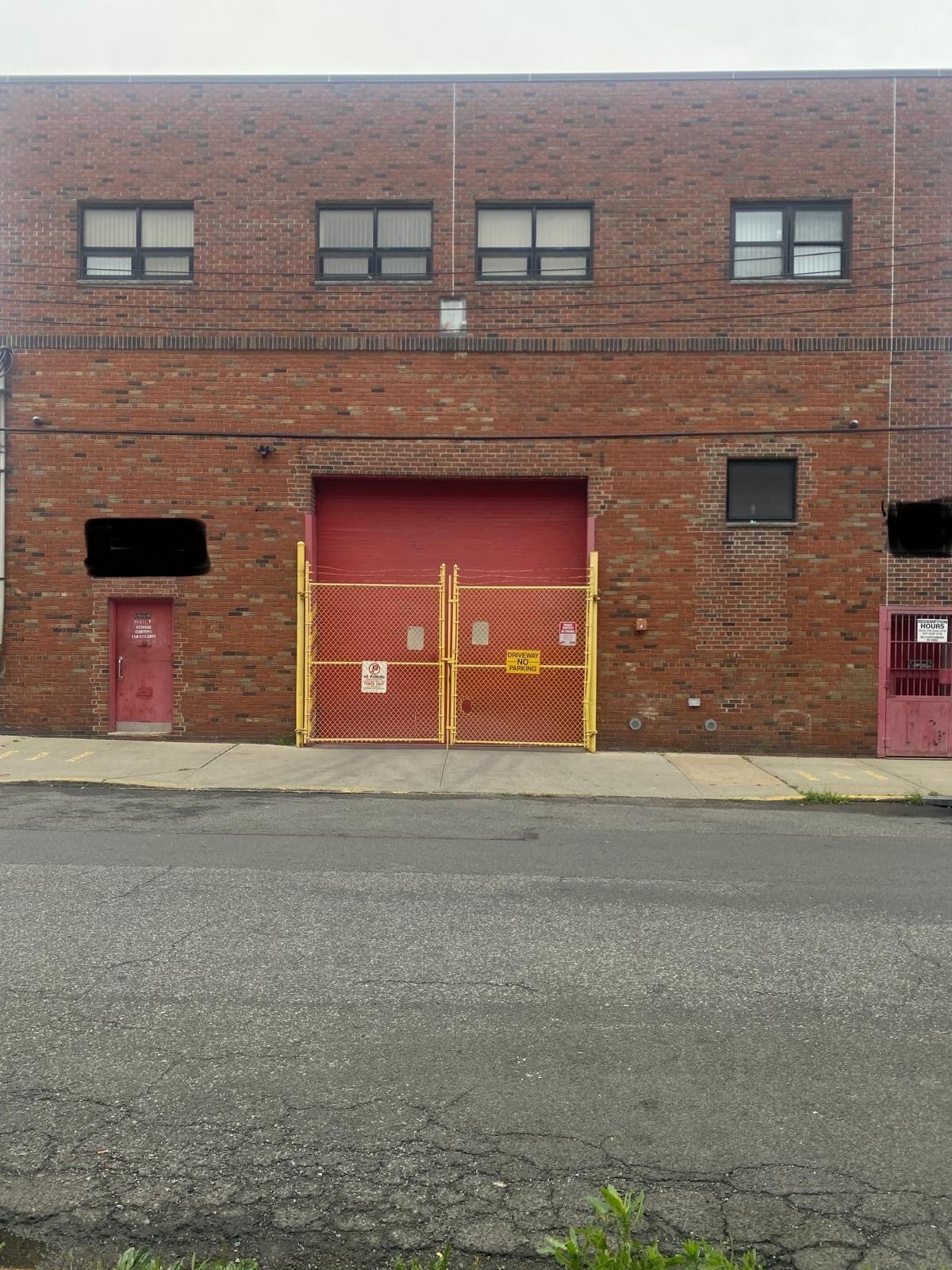 15011 Guinzberg Rd, Jamaica, NY for Rent